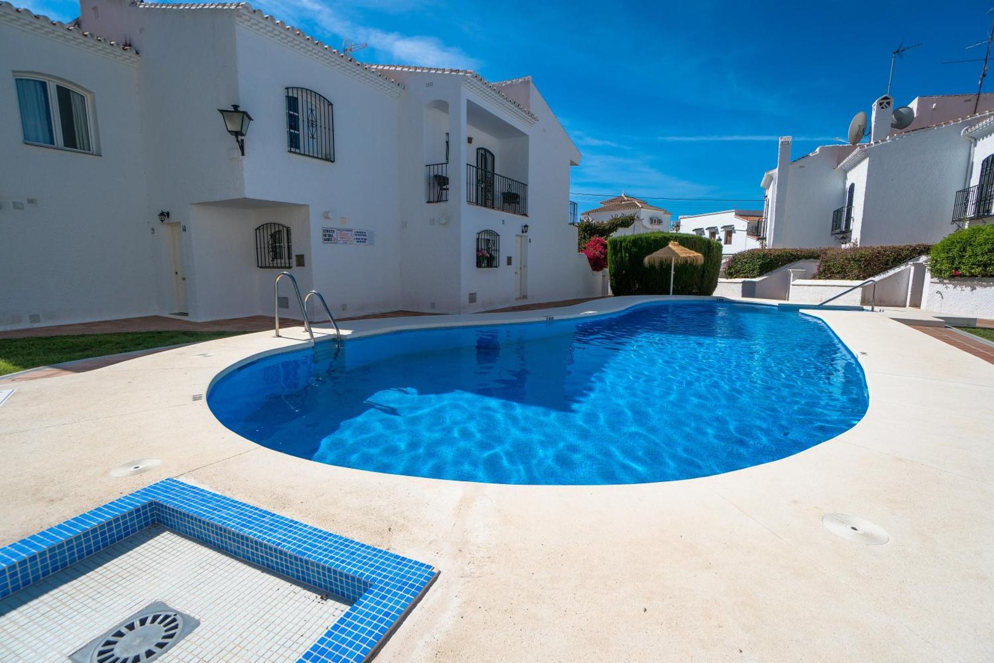 Pinos 20 Menyber Villa Nerja Exteriör bild